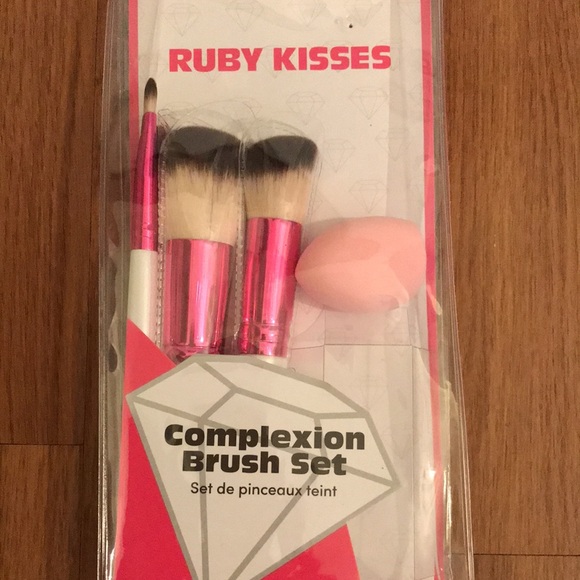 Complexion Brush set/ Cleansing Sponges/ Powder Puff - Picture 4 of 5